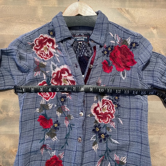 Johnny Was Mica Button Back Top - Picture 6 of 6